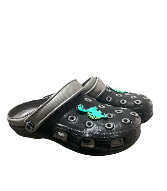 Zapato estilo Crocs