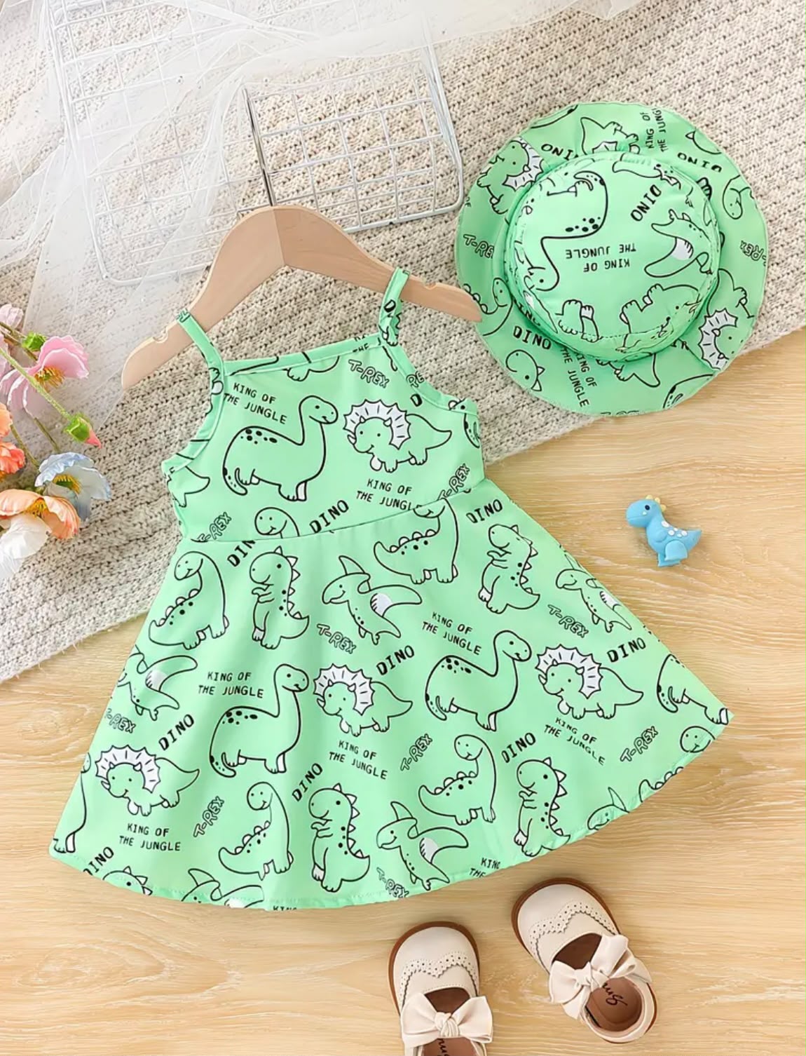 Vestido niña verde con sombrero