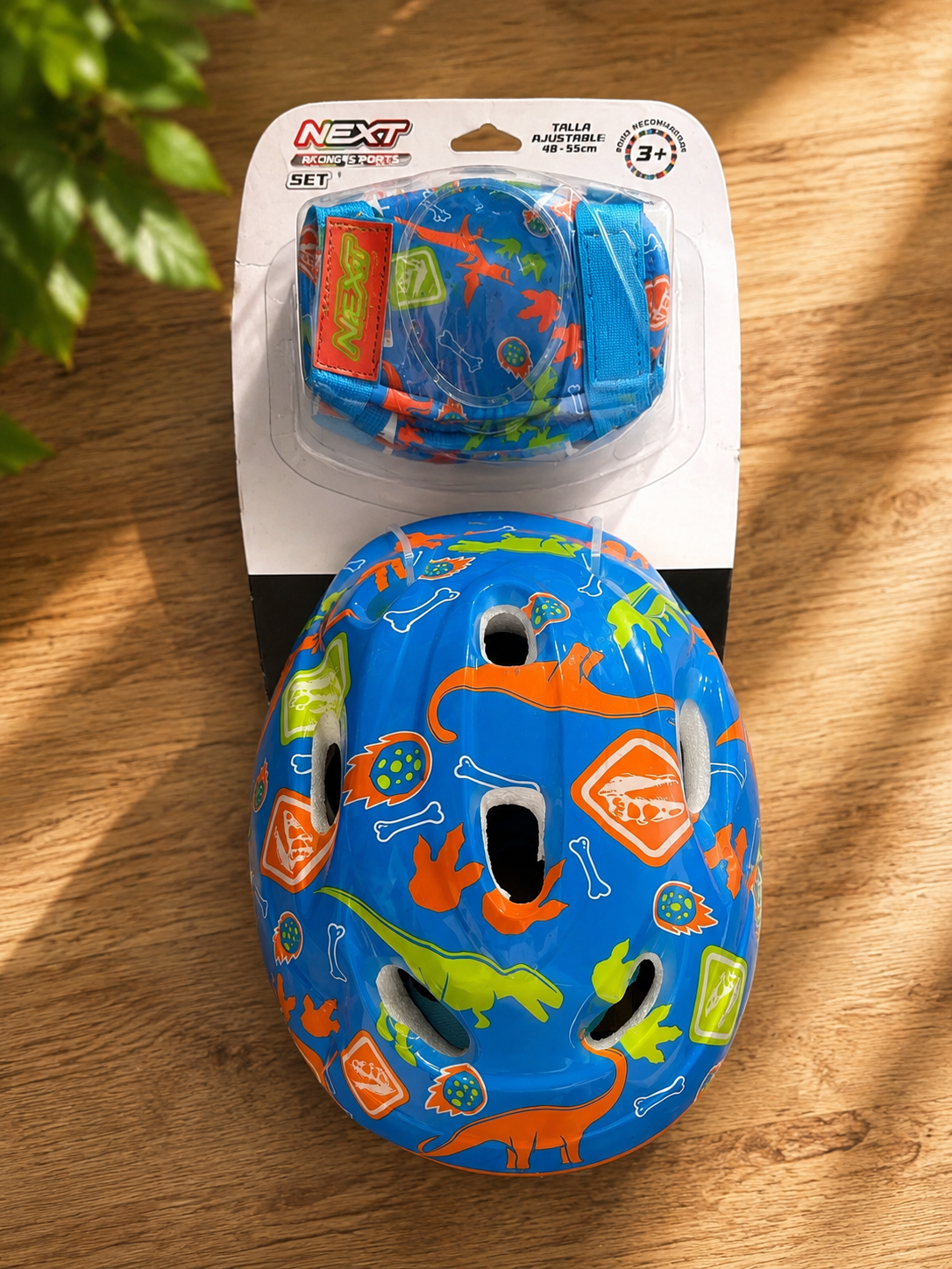 Set de Proteccion Casco y rodillera