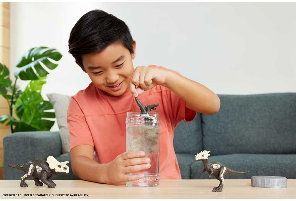 Dino Reveal Jurassic World