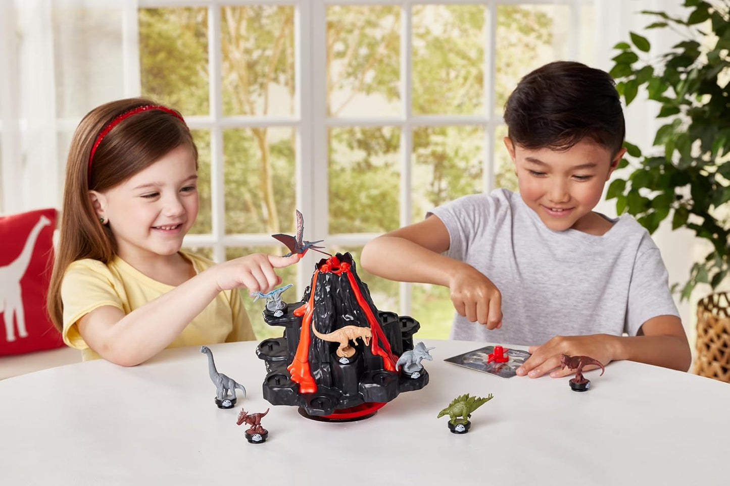Jurassic World Shaky Volcano - Juego de dinosaurios de mesa lleno de acción