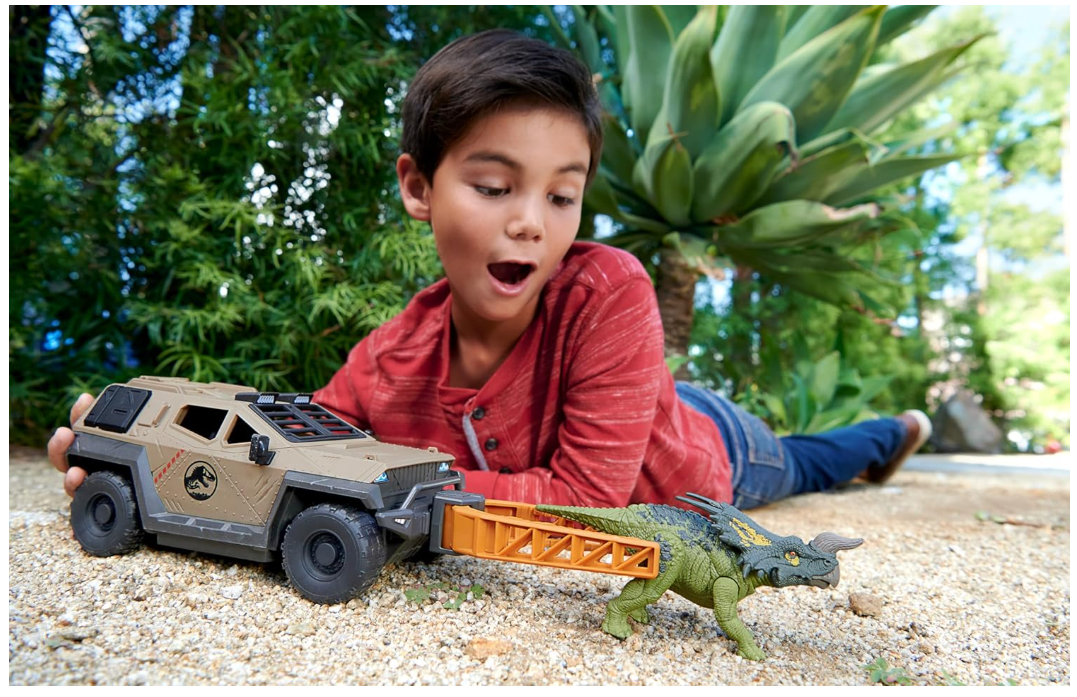 Mission Mayhem Truck Set Jurassic World